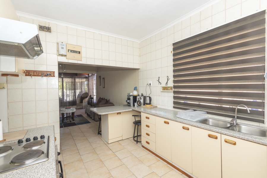 3 Bedroom Property for Sale in Avondale Western Cape